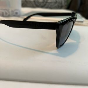Oakley Frogskins